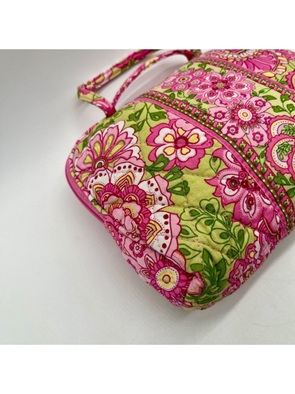 Vera Bradley Petal Pink Floral Quilted Makeup Bag - Picture 9 of 10